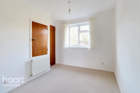 2 bedroom terraced house for sale, The Head Race, Maidstone