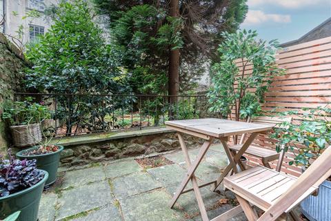 Ground Floor Flat, 14 Buckingham Place, Clifton, Bristol, BS8 1LJ