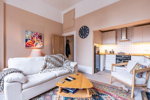 Ground Floor Flat, 14 Buckingham Place, Clifton, Bristol, BS8 1LJ