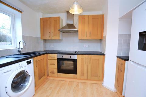 15 Fairfield Close, Mitcham, CR4 3RE
