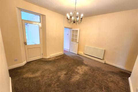 2 bedroom terraced house to rent, Bolton Road, Westhoughton, Bolton