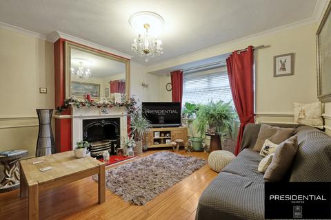 5 bedroom semi-detached house for sale, Chigwell IG7