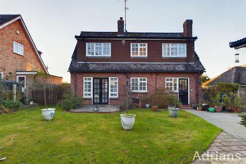 3 bedroom detached house for sale, Treetops, Butts Way, Chelmsford