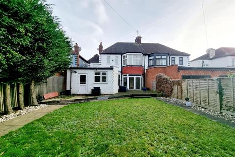 4 bedroom semi-detached house for sale, Belgrave Gardens, Southgate/Oakwood, N14