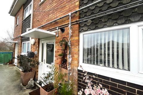 3 bedroom maisonette to rent, Nashe Way, Hampshire PO15