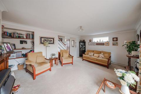 4 bedroom semi-detached house for sale, Bowmans Road, Dartford