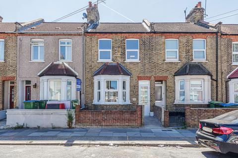 2 bedroom terraced house for sale, Kirkham Street, London SE18