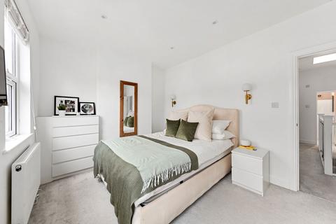 80 Kirkham Street, London, SE18 2JX