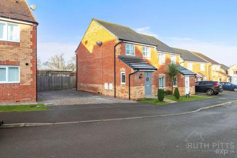 3 bedroom semi-detached house for sale, Oakdale Drive, Pontefract WF9