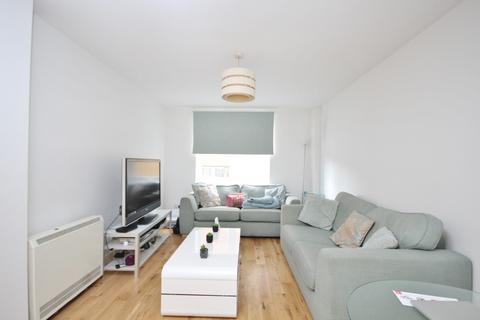 1 bedroom flat to rent, Skyline Plaza Building, 80 Commercial Road, London, E1