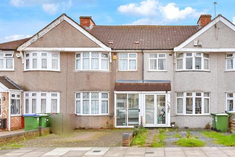 3 bedroom terraced house for sale, Montrose Avenue, Welling, Kent