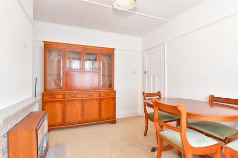 3 bedroom terraced house for sale, Montrose Avenue, Welling, Kent