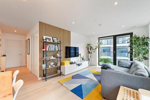 2 bedroom apartment for sale, John Cabot House, Royal Wharf, E16