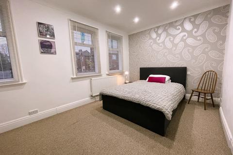 3 Harrowden Road, Wheatley, Doncaster, DN2 4EH
