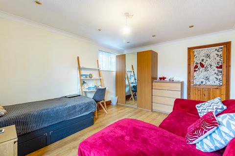 undefined, York YO1