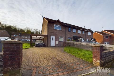 2 bedroom end of terrace house for sale, Lauriston Park, Caerau, Cardiff CF5 5QA