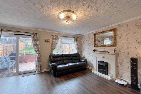 4 bedroom terraced house for sale, Manor Rise, Burntwood, WS7 4TR