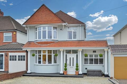 4 bedroom detached house for sale, Wolverhampton Road, Cannock WS11