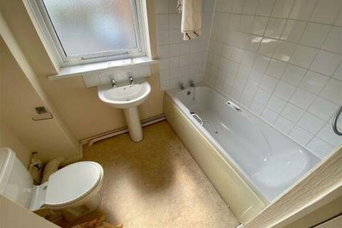 1 bedroom flat to rent, The Parkway, Willerby, Hull, East Yorkshire, HU10