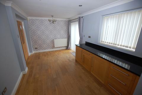 4 bedroom semi-detached house to rent, Fieldfare Way, Greater Manchester OL7