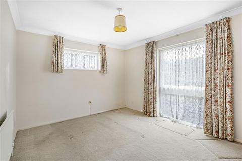 14 Fraser Road, Cambridge, CB4 1LJ