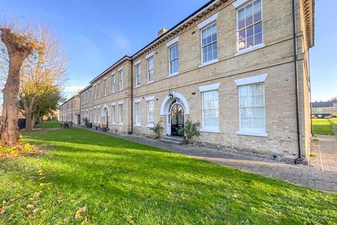 3 bedroom maisonette for sale, Flagstaff Road, Colchester, CO2 7