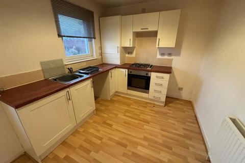 2 bedroom flat to rent, Wellington Street, Craigneuk, Wishaw