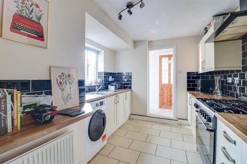 2 bedroom semi-detached house for sale, Milton Road, Westcliff-on-Sea SS0