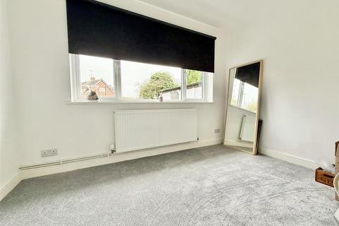 38 Althorp Close, Tuffley, Gloucester, GL4 0XP