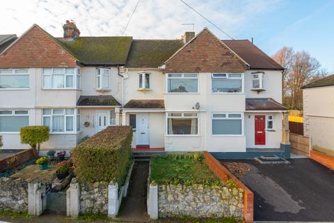 3 bedroom terraced house to rent, South Street