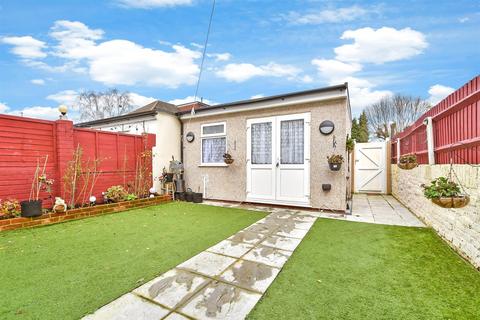 4 bedroom terraced house for sale, Stafford Road, Wallington, Surrey