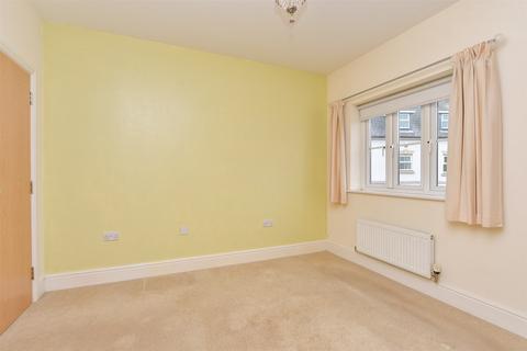 4 Archbishops Crescent, Gillingham, ME7 2WL