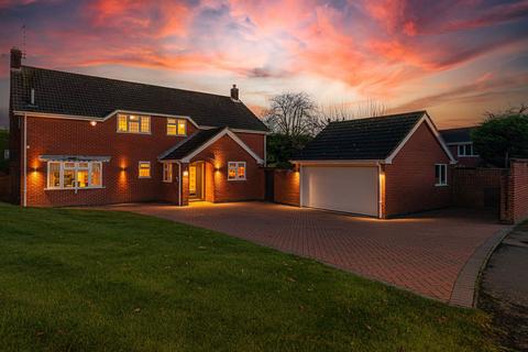 5 bedroom detached house for sale, Barley Way, Leicester LE7