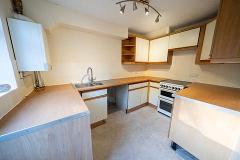 3 bedroom terraced house to rent, Aspen Way, Poole