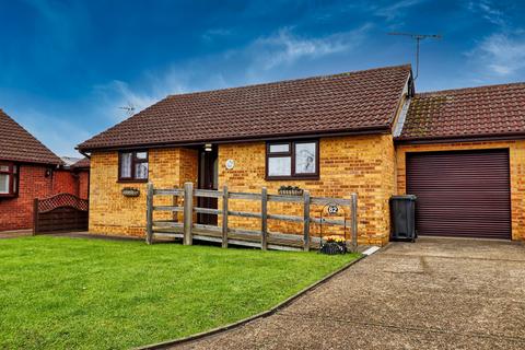 2 bedroom detached bungalow for sale, Broad Oaks, Wickford, Essex