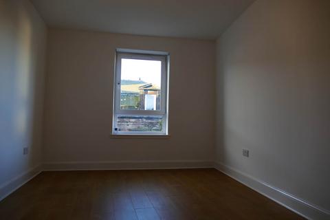 4 bedroom flat to rent, Vennel Street, Stewarton