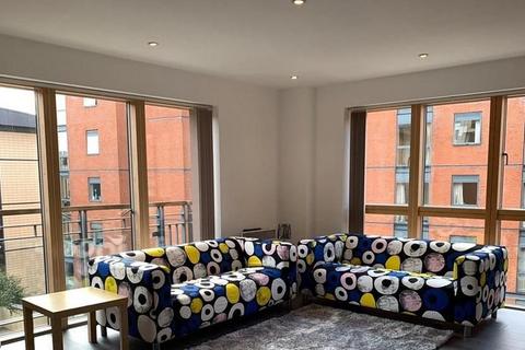 2 bedroom apartment to rent, 14 Waterfront Walk, Birmingham