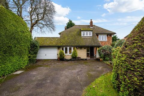 5 bedroom detached house for sale, Holly Lane, Banstead