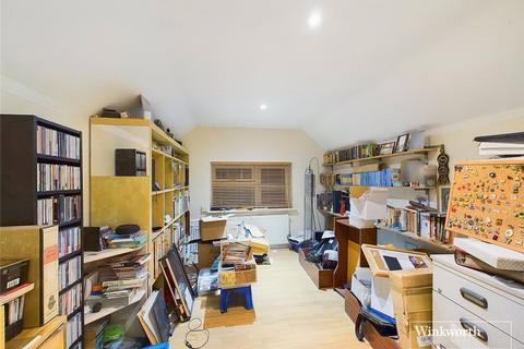 9 Colyton Way, Purley On Thames, Reading, RG8 8BL