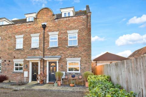 3 bedroom end of terrace house for sale, Winston Avenue, Kings Hill, West Malling, Kent