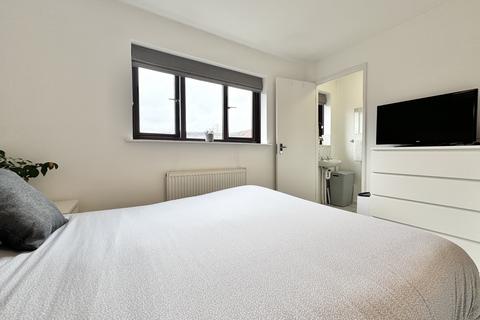 17 Cascade View, Aberdare, CF44 8PN