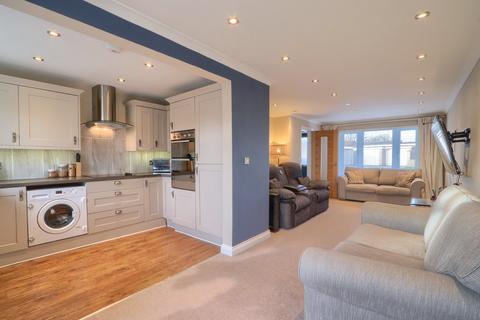 3 bedroom detached house for sale, Barrington Avenue, Elm Tree