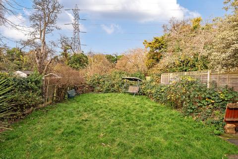 3 bedroom semi-detached house for sale, Brockenhurst Avenue, Worcester Park KT4