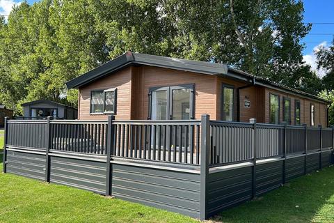 2 bedroom lodge for sale, Pocklington YO42