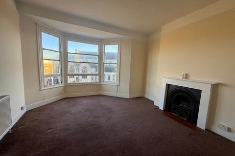 2 bedroom flat to rent, Weymouth DT4