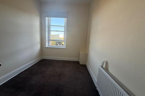 2 bedroom flat to rent, Weymouth DT4