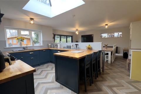 4 bedroom bungalow for sale, Browning Road, Balderton, Newark, Nottinghamshire, NG24