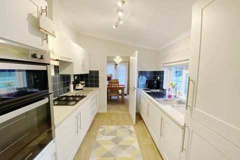 2 bedroom park home for sale, Pinehurst Park, West Moors, Ferndown, Dorset