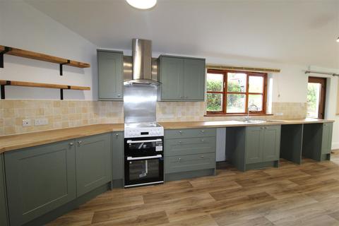 3 bedroom bungalow to rent, Dartington