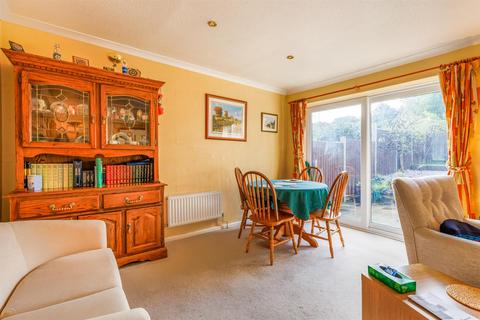 3 bedroom end of terrace house for sale, Magnolia Close, Drakes Broughton, Pershore